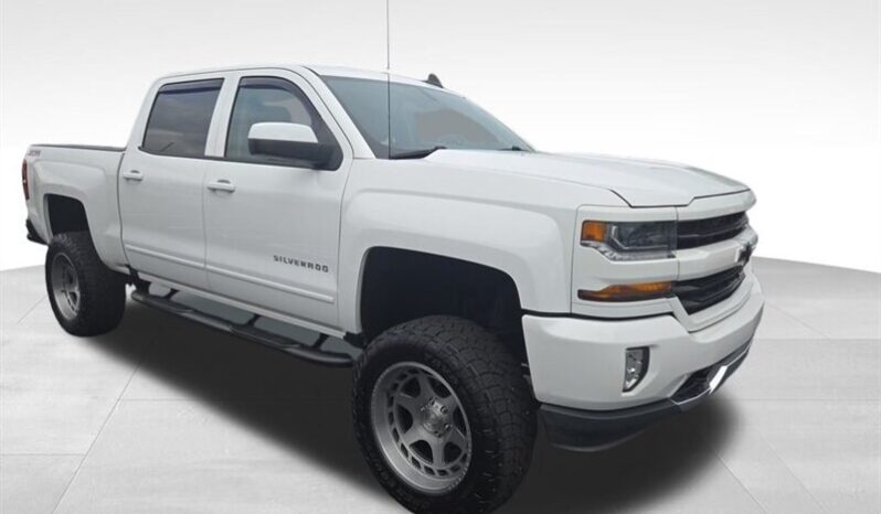 
								2018 Chevrolet Silverado 1500 LT LT2 full									