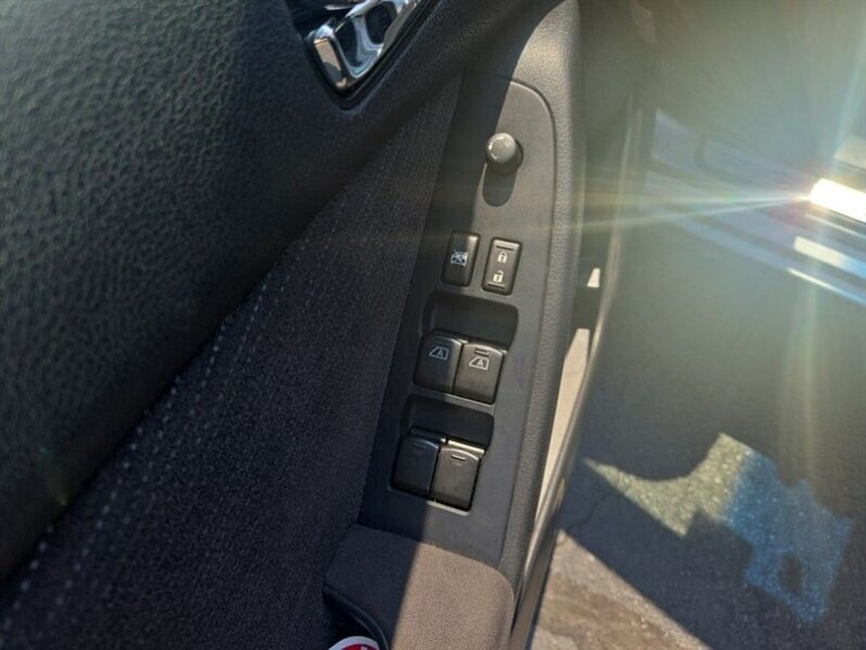 
								2012 Nissan Altima 2.5 S full									