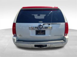 
										2012 Cadillac Escalade Luxury full									
