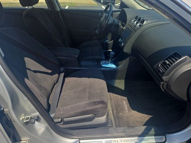 
								2012 Nissan Altima 2.5 S full									