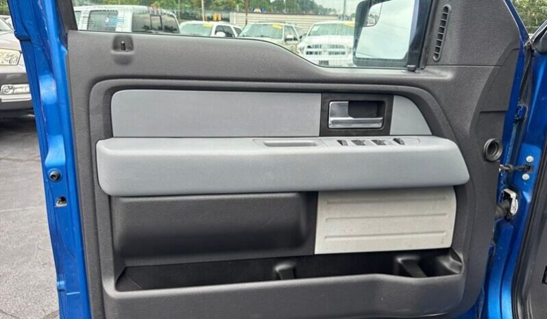 
								2013 Ford F-150 STX full									