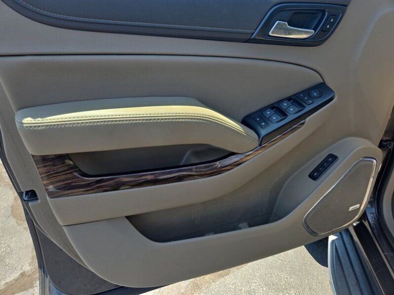 
								2018 GMC Yukon SLT full									