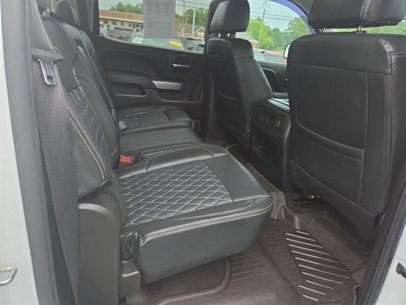 
								2018 Chevrolet Silverado 1500 LT LT2 full									