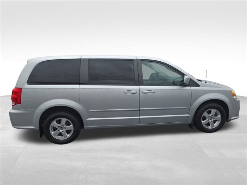 
								2011 Dodge Grand Caravan Mainstreet full									