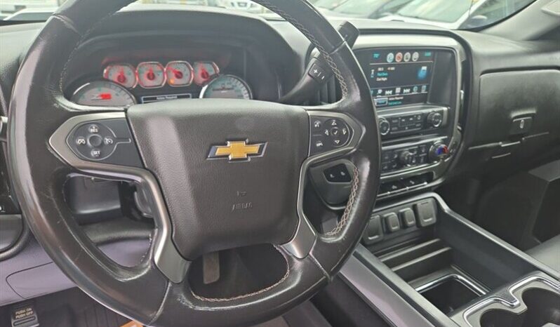 
								2018 Chevrolet Silverado 1500 LT LT2 full									