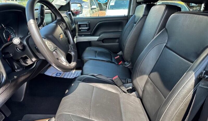 
								2018 Chevrolet Silverado 1500 LT LT2 full									