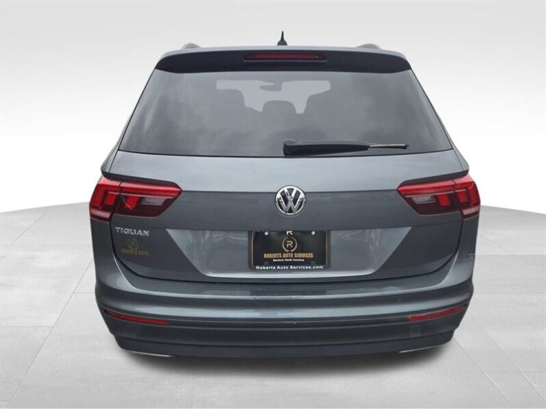 
								2020 Volkswagen Tiguan 2.0T S full									