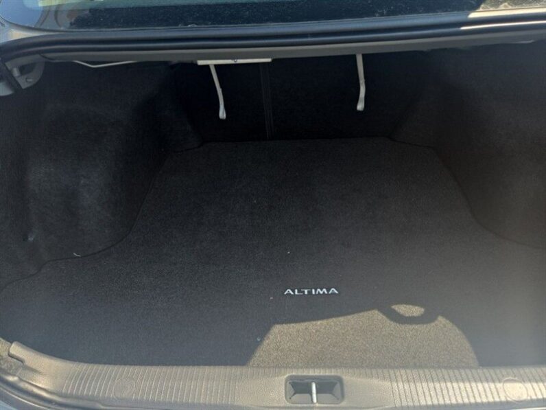 
								2012 Nissan Altima 2.5 S full									