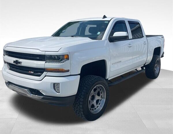 
								2018 Chevrolet Silverado 1500 LT LT2 full									