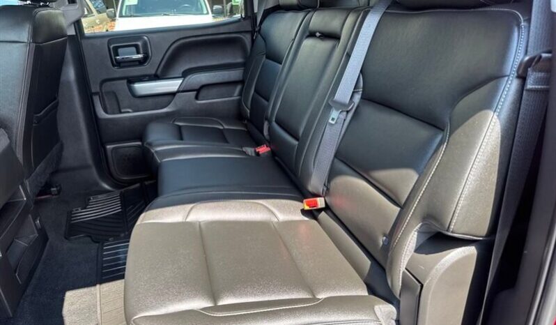 
								2018 Chevrolet Silverado 1500 LT LT2 full									