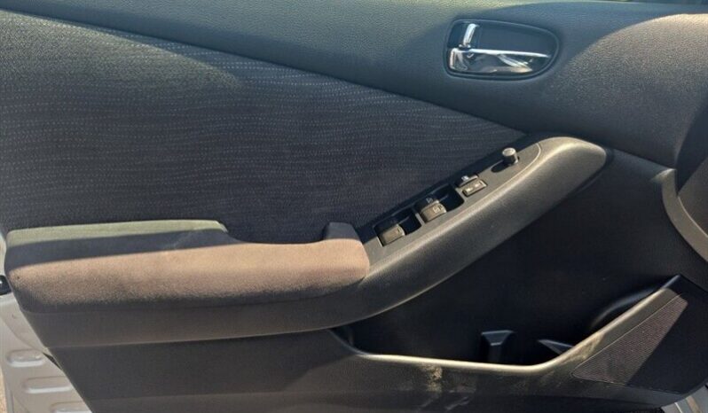 
								2012 Nissan Altima 2.5 S full									