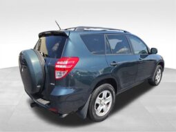 
										2011 Toyota RAV4 Base full									