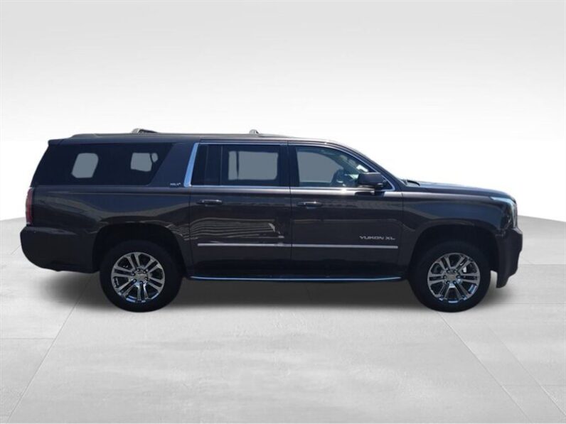 
								2018 GMC Yukon SLT full									