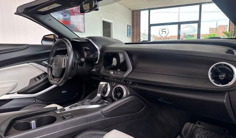 
								2016 Chevrolet Camaro SS 2SS full									