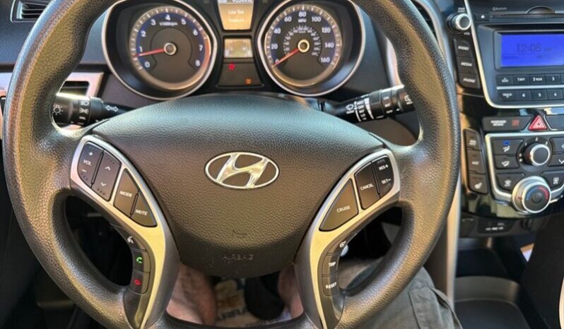 
								2014 Hyundai ELANTRA GT Base full									