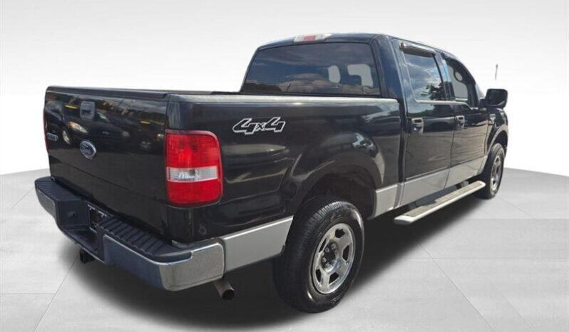 
								2004 Ford F-150 XLT full									