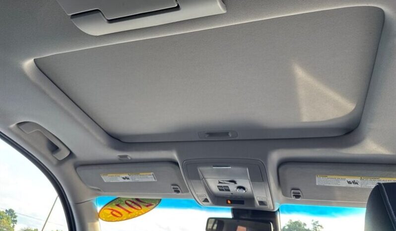 
								2016 GMC Yukon SLT full									
