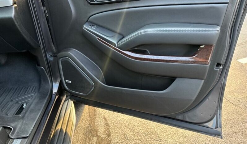 
								2016 GMC Yukon SLT full									
