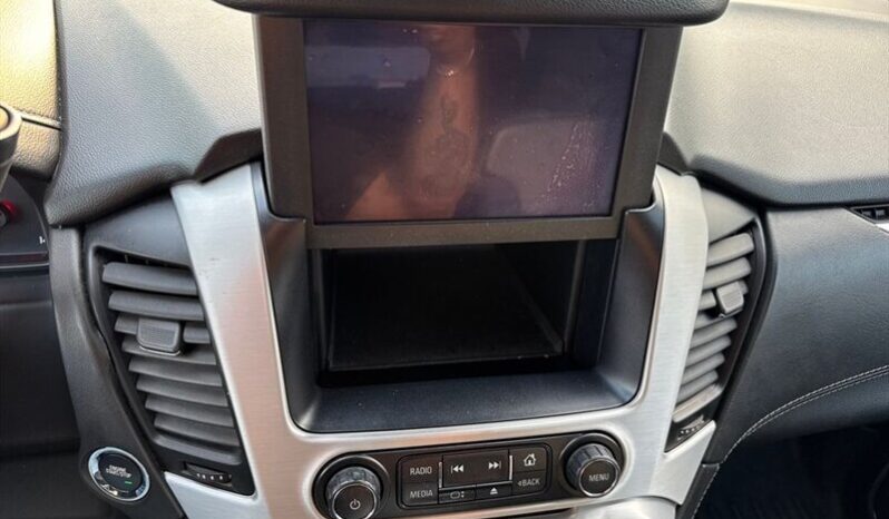 
								2016 GMC Yukon SLT full									