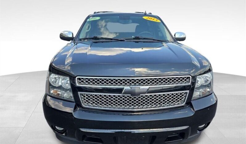 
								2013 Chevrolet Avalanche LTZ full									