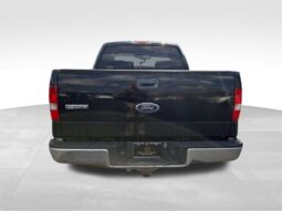 
										2004 Ford F-150 XLT full									