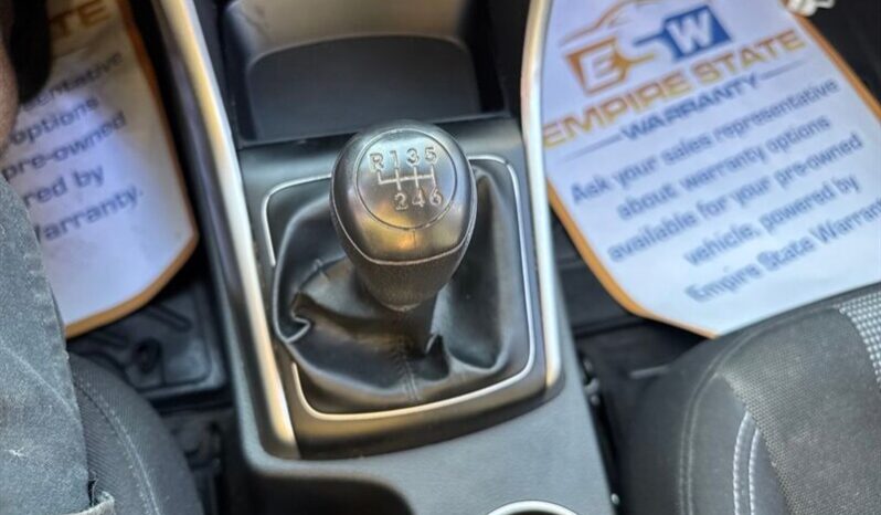 
								2014 Hyundai ELANTRA GT Base full									