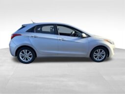 
										2014 Hyundai ELANTRA GT Base full									