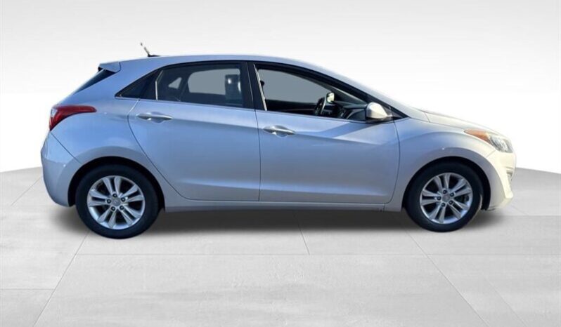 
								2014 Hyundai ELANTRA GT Base full									