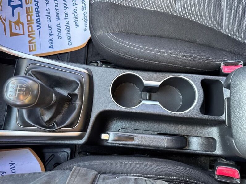 
								2014 Hyundai ELANTRA GT Base full									
