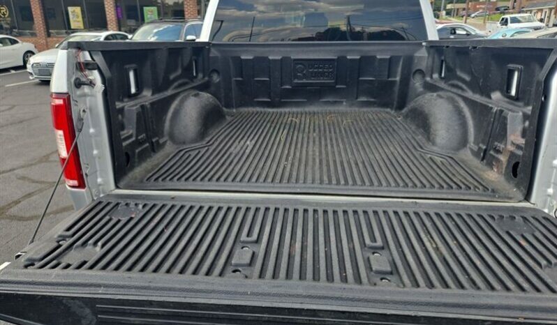 
								2019 Ford F-150 XLT full									