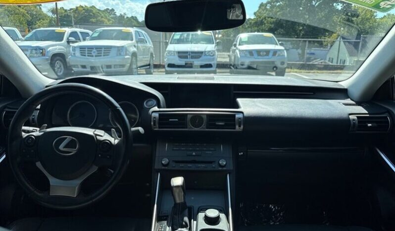 
								2016 Lexus IS 200t 200t full									