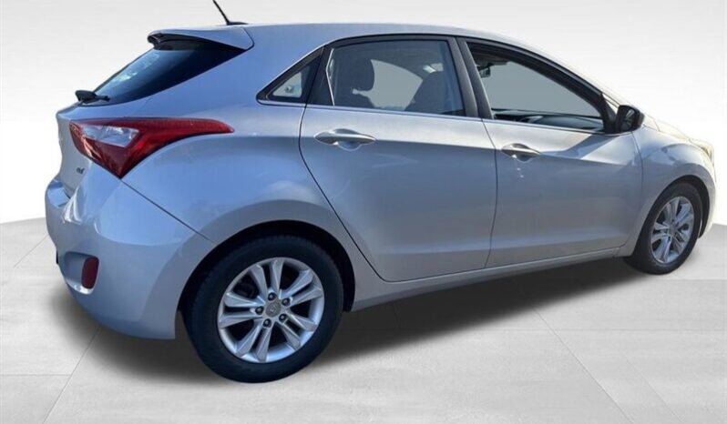 
								2014 Hyundai ELANTRA GT Base full									