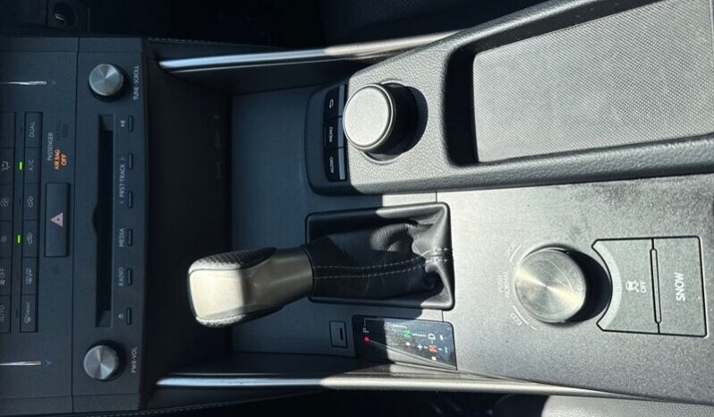 
								2016 Lexus IS 200t 200t full									