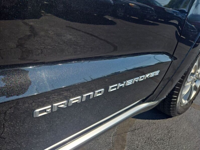 
								2015 Jeep Grand Cherokee Summit full									
