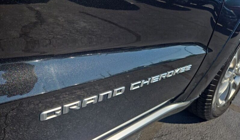 
								2015 Jeep Grand Cherokee Summit full									