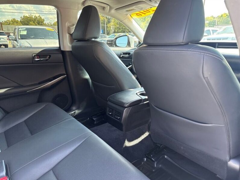 
								2016 Lexus IS 200t 200t full									