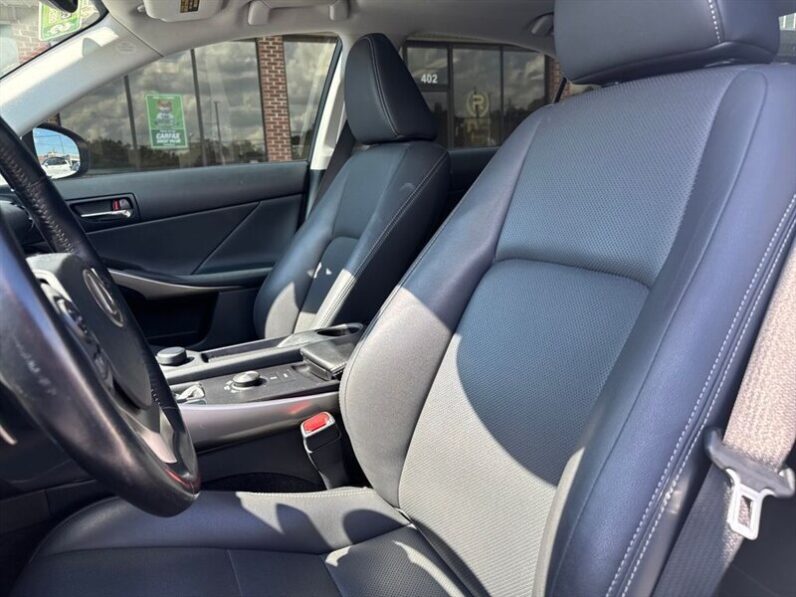 
								2016 Lexus IS 200t 200t full									