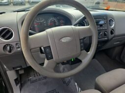 
										2004 Ford F-150 XLT full									