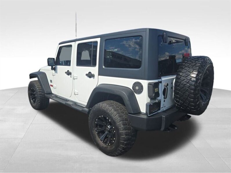 
								2014 Jeep Wrangler Unlimited Unlimited Sport full									