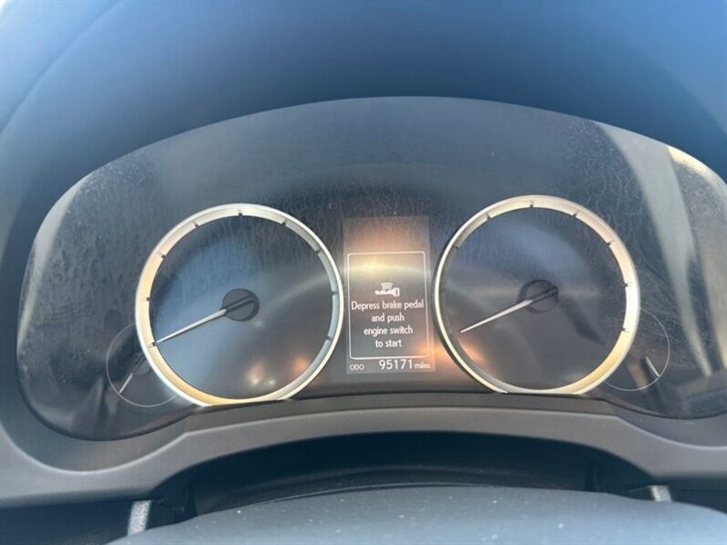 
								2016 Lexus IS 200t 200t full									