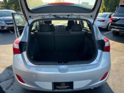 
										2014 Hyundai ELANTRA GT Base full									