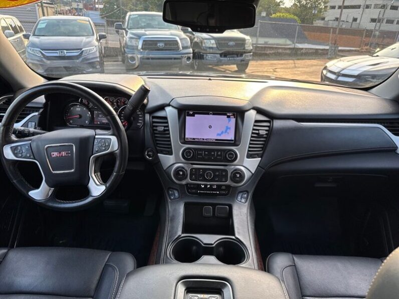 
								2016 GMC Yukon SLT full									