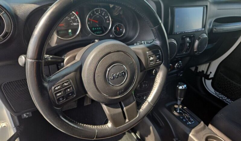 
								2014 Jeep Wrangler Unlimited Unlimited Sport full									