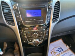 
										2014 Hyundai ELANTRA GT Base full									
