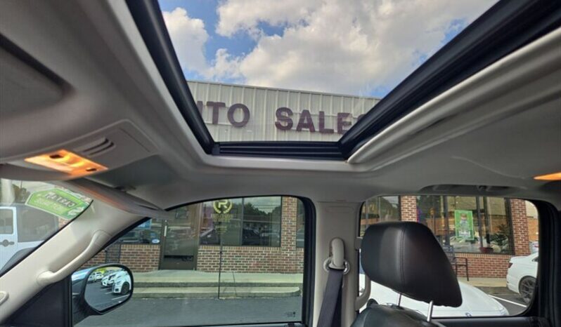 
								2013 Chevrolet Avalanche LTZ full									