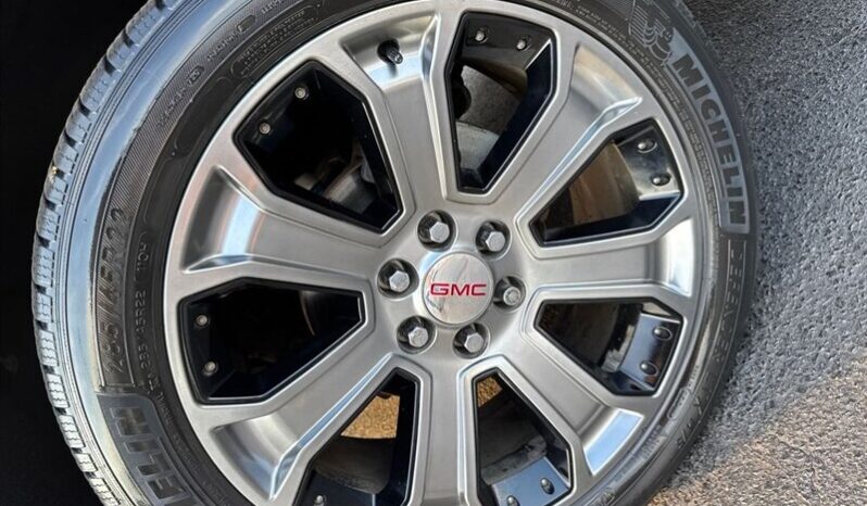 
								2016 GMC Yukon SLT full									