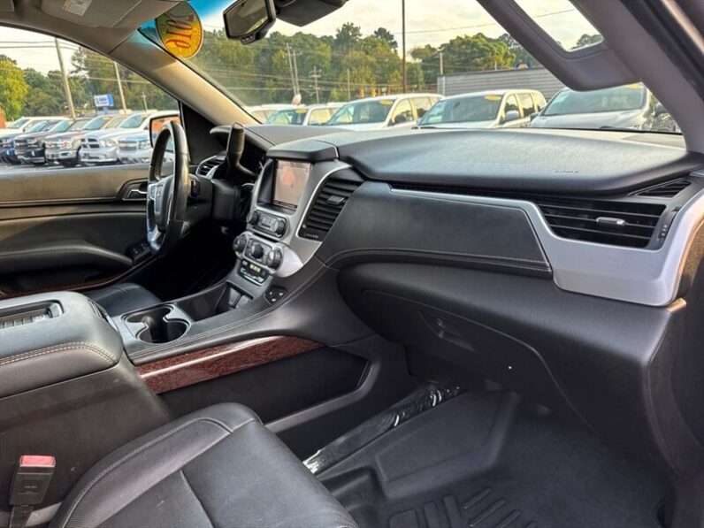 
								2016 GMC Yukon SLT full									