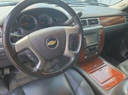 
										2013 Chevrolet Avalanche LTZ full									
