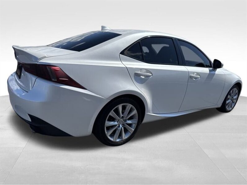 
								2016 Lexus IS 200t 200t full									