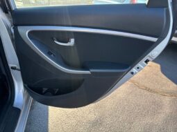 
										2014 Hyundai ELANTRA GT Base full									